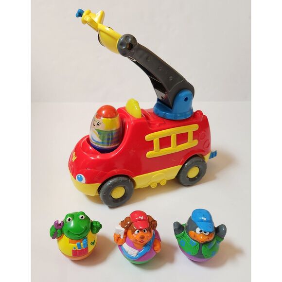 Weebles firetruck 4 weeble characters lot - Picture 2 of 6
